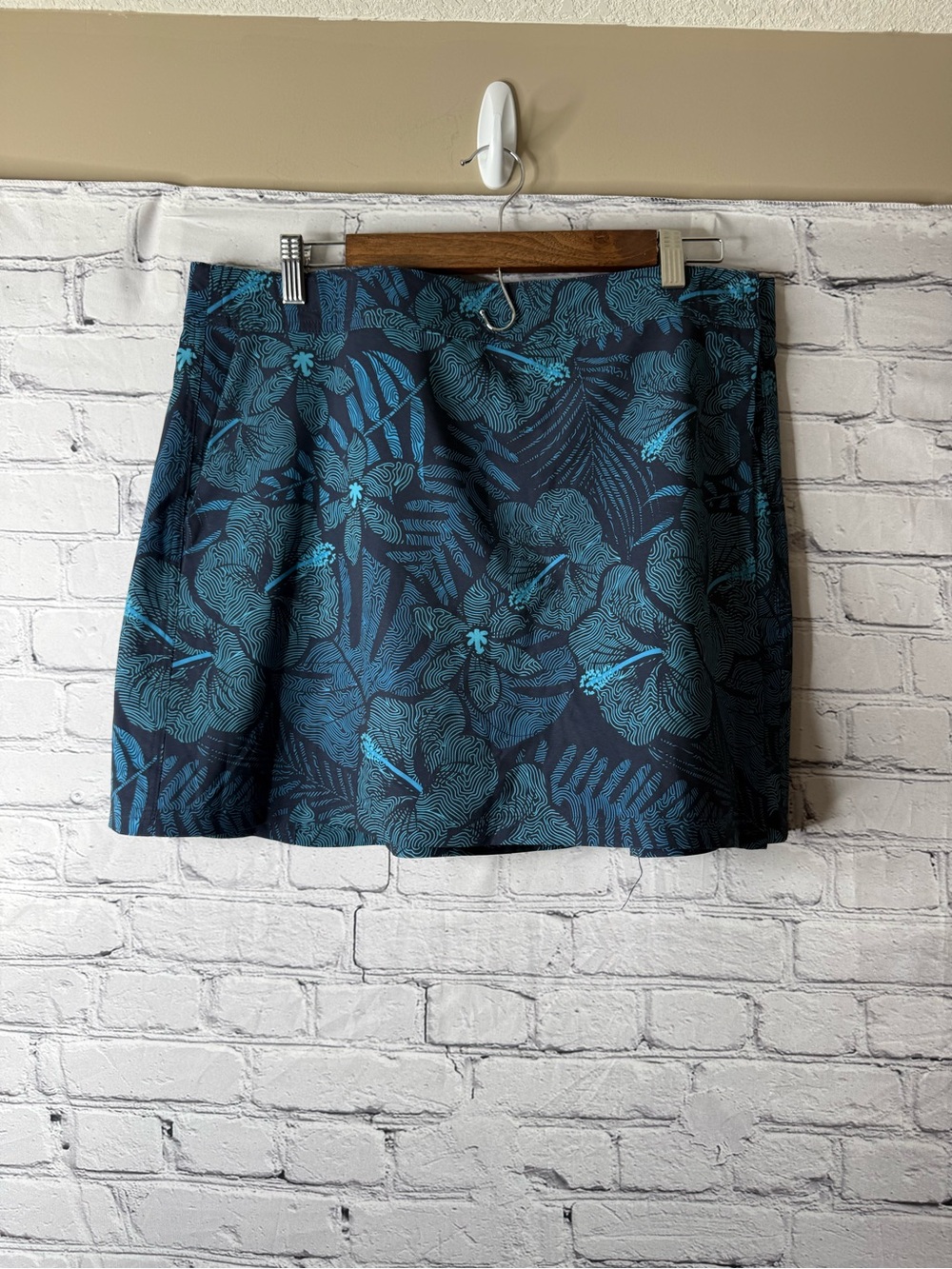 Rip skirt Hawaiian print wrap skirt in Maui moonlight large